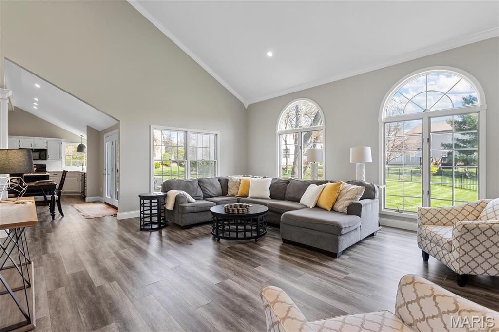 2306 Coventry Glenn Court