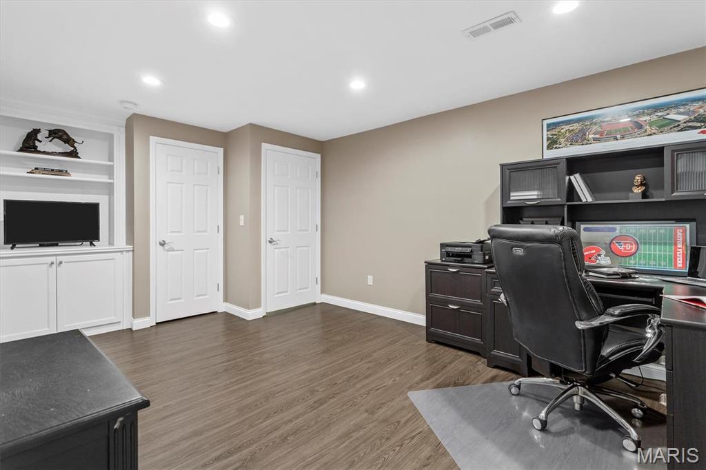 2306 Coventry Glenn Court