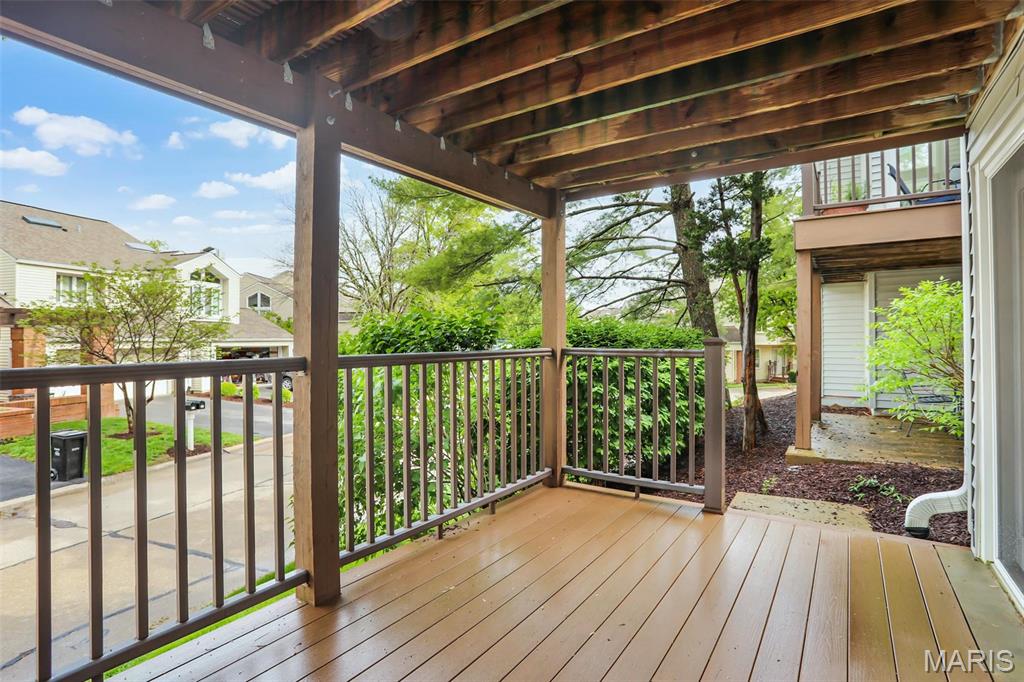 1709 Highview Circle Court