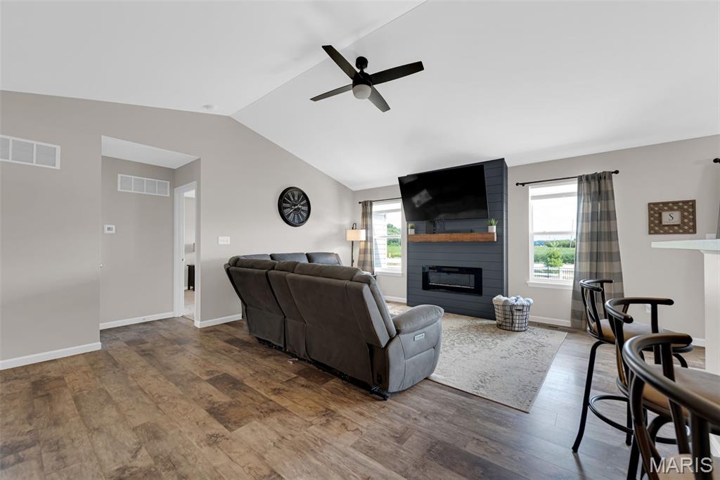 232 Charlestowne Place Drive