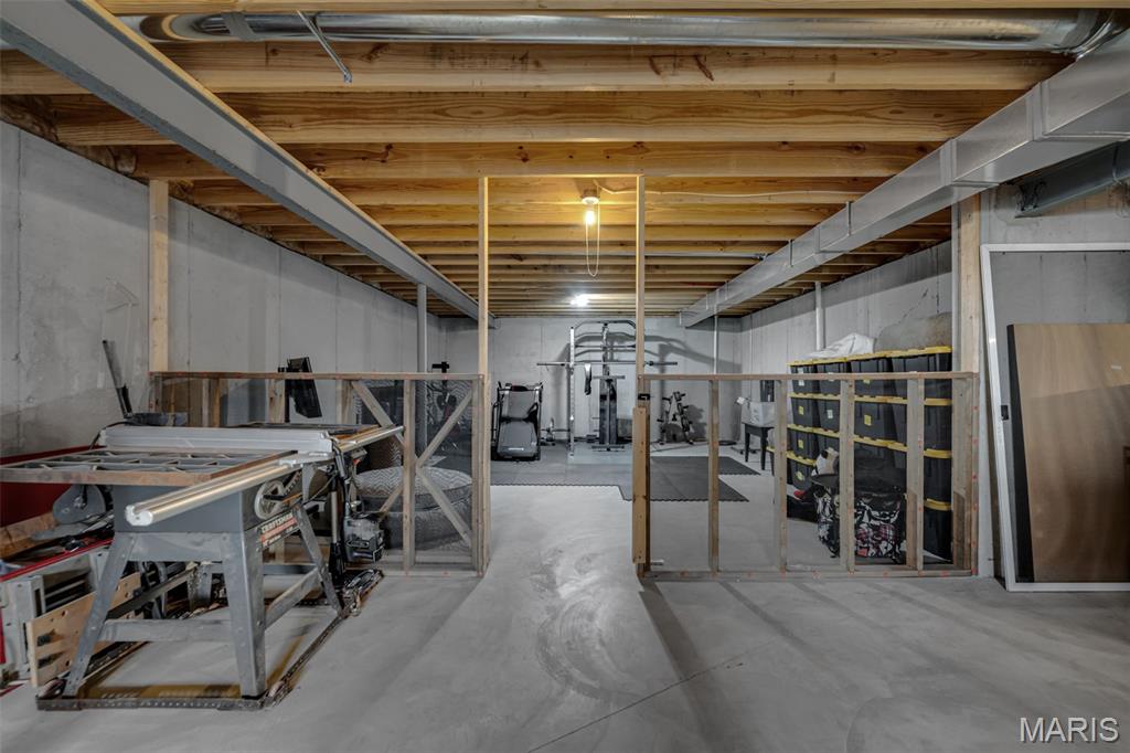 232 Charlestowne Place Drive