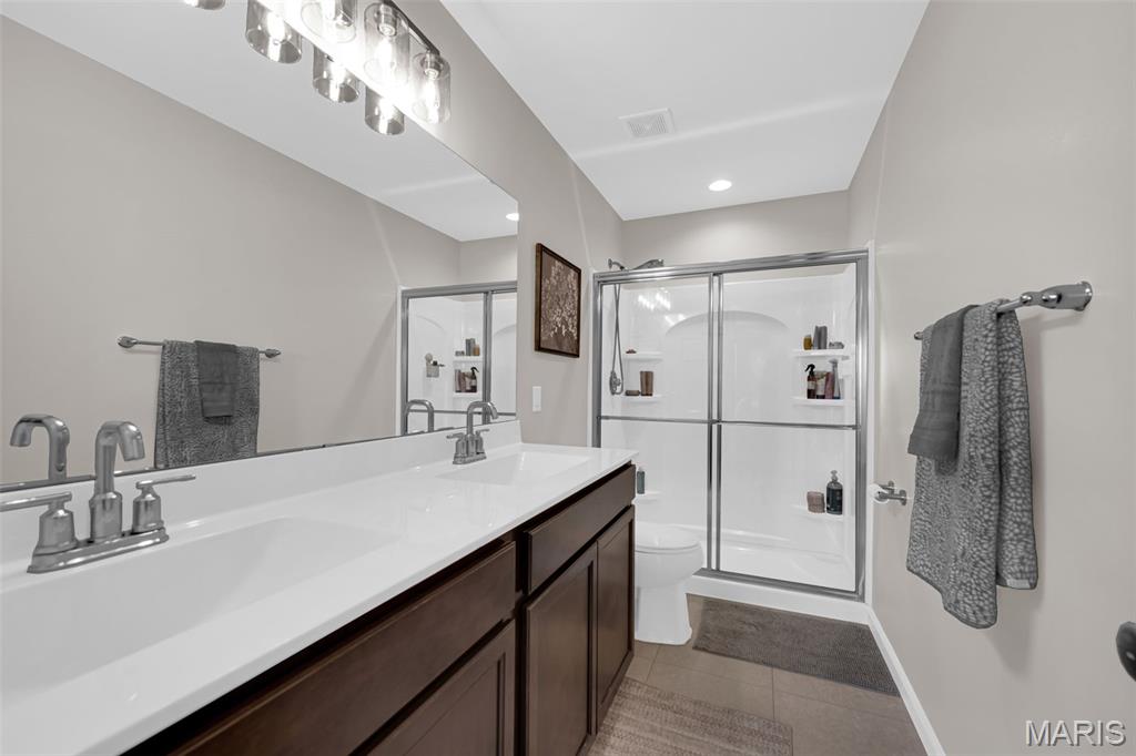 232 Charlestowne Place Drive