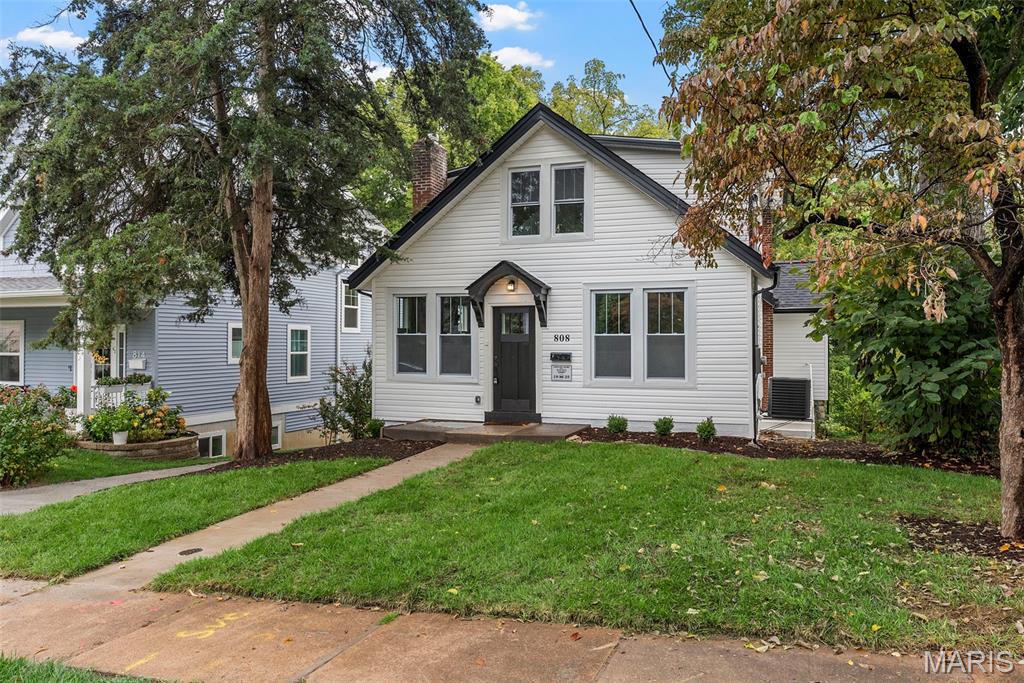 808 Greeley Avenue