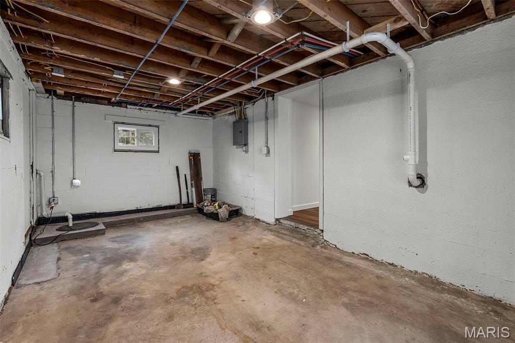 808 Greeley Avenue