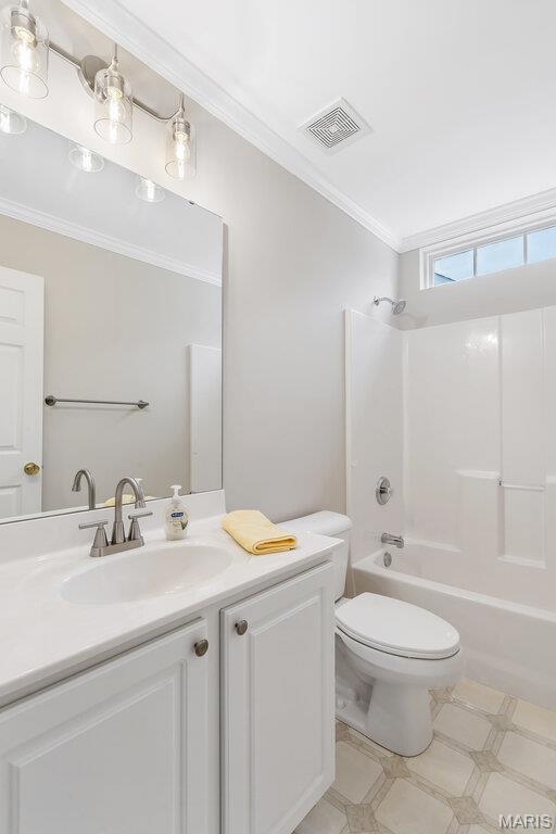 2 Copper Trail Court