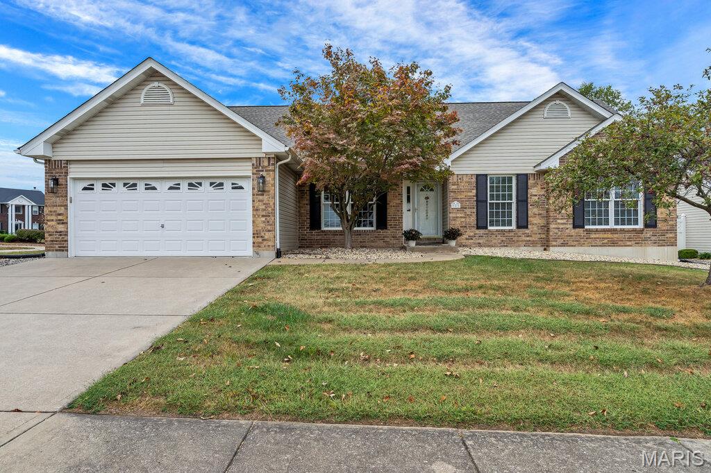 2 Copper Trail Court