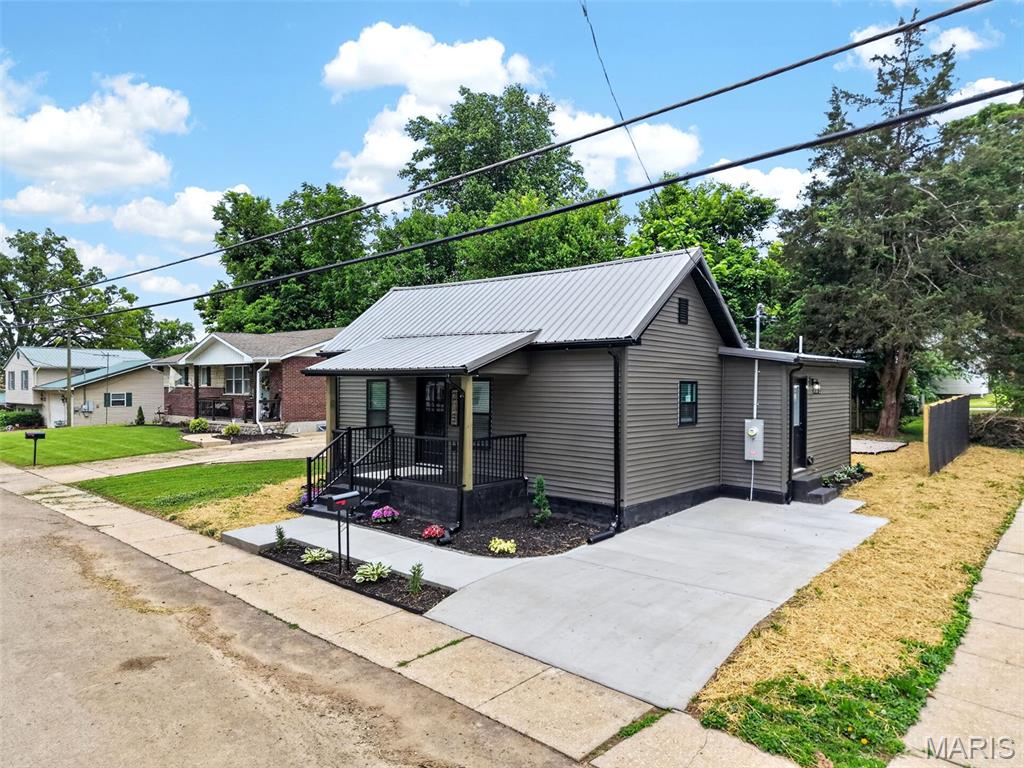 219 Shepard Street