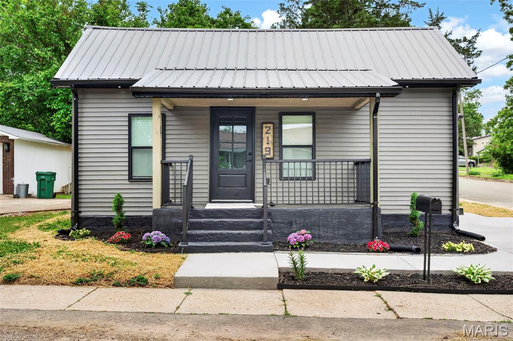 219 Shepard Street