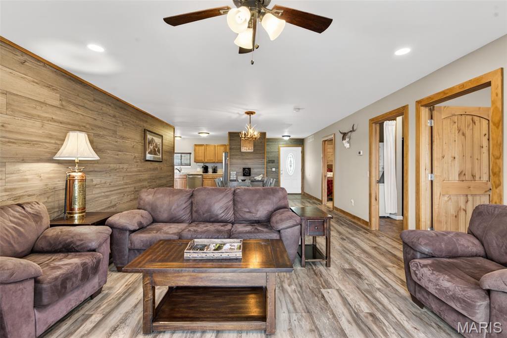 4273 Highway 47