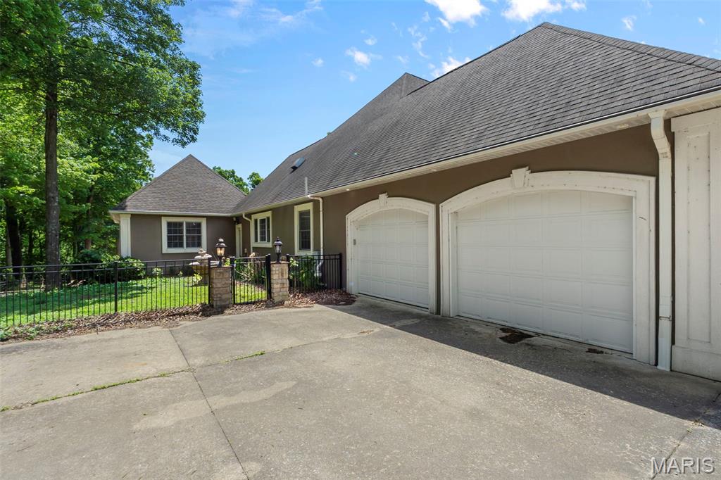 425 Windwood Lake Drive