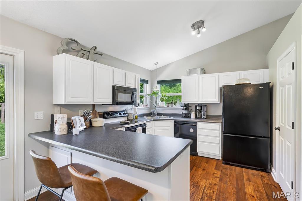 2253 Fairway