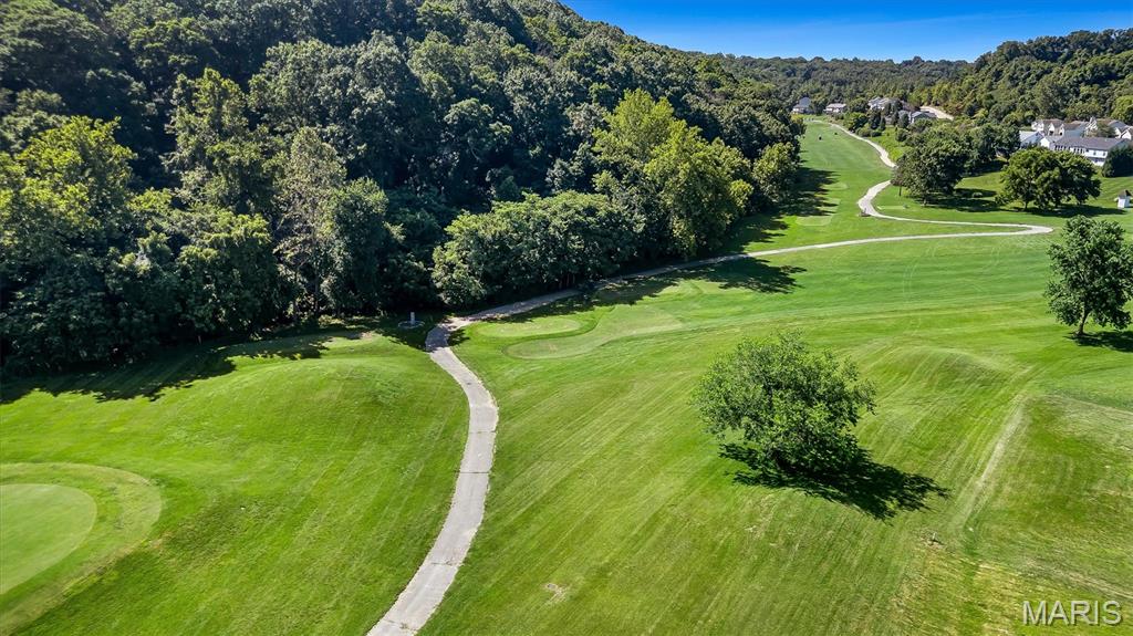 2253 Fairway