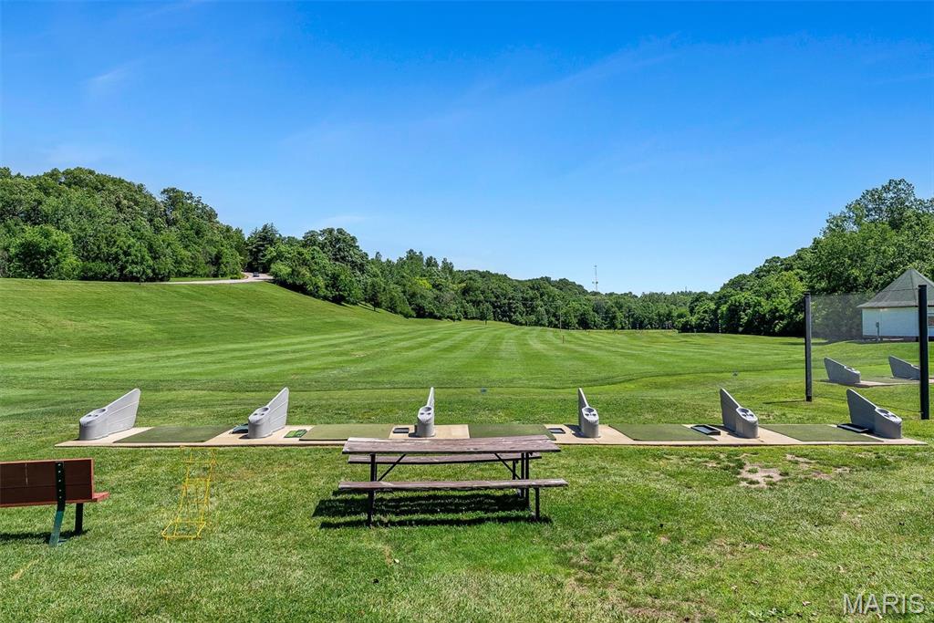 2253 Fairway