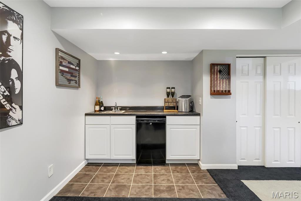 2253 Fairway