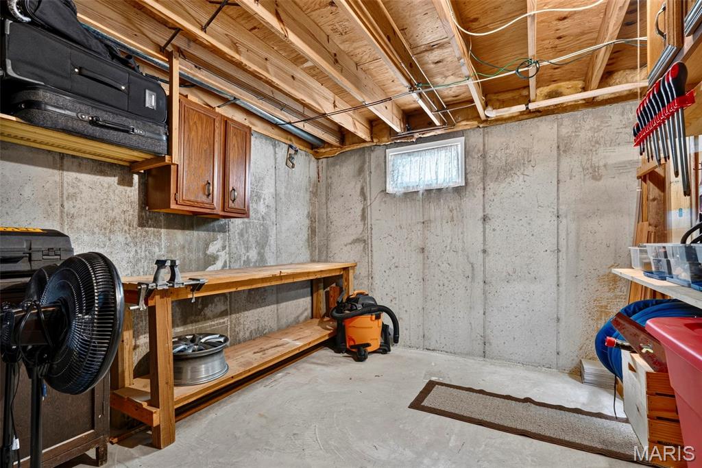 222 Deer Hollow Court Unit: 17