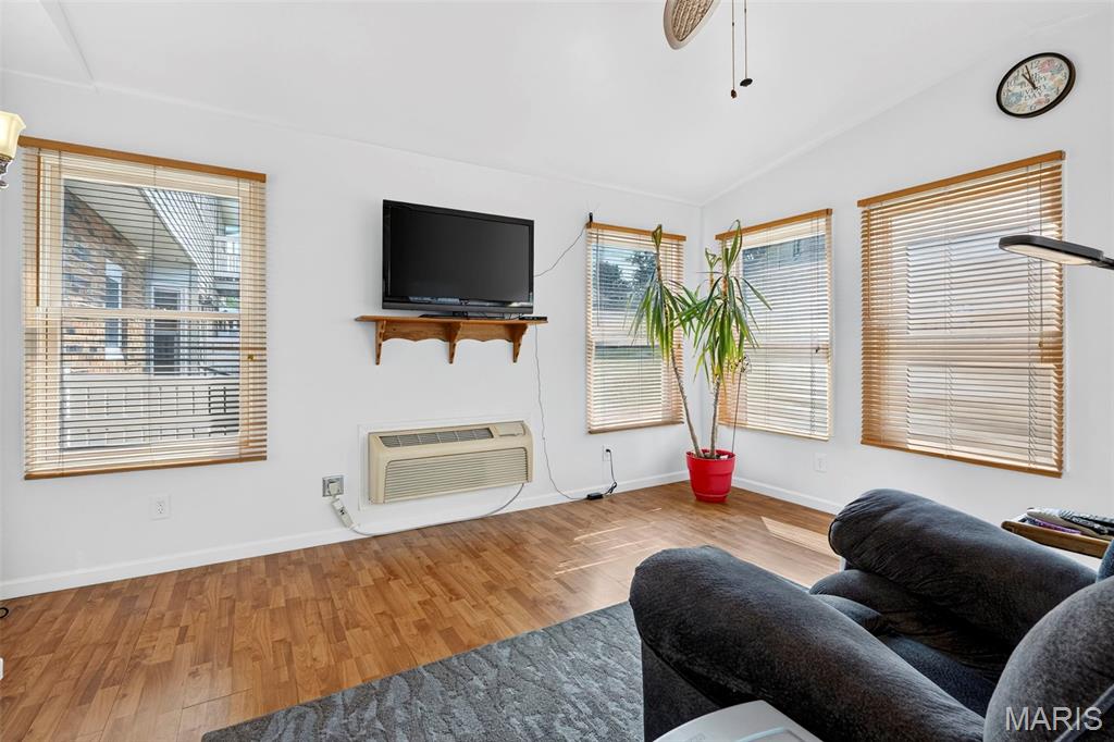 222 Deer Hollow Court Unit: 17