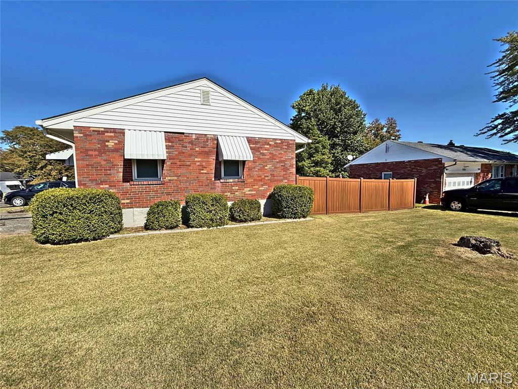 8704 Agate Court