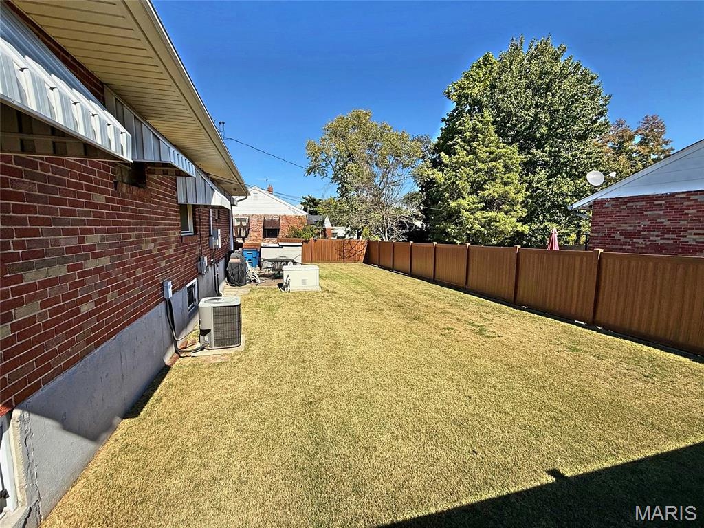 8704 Agate Court