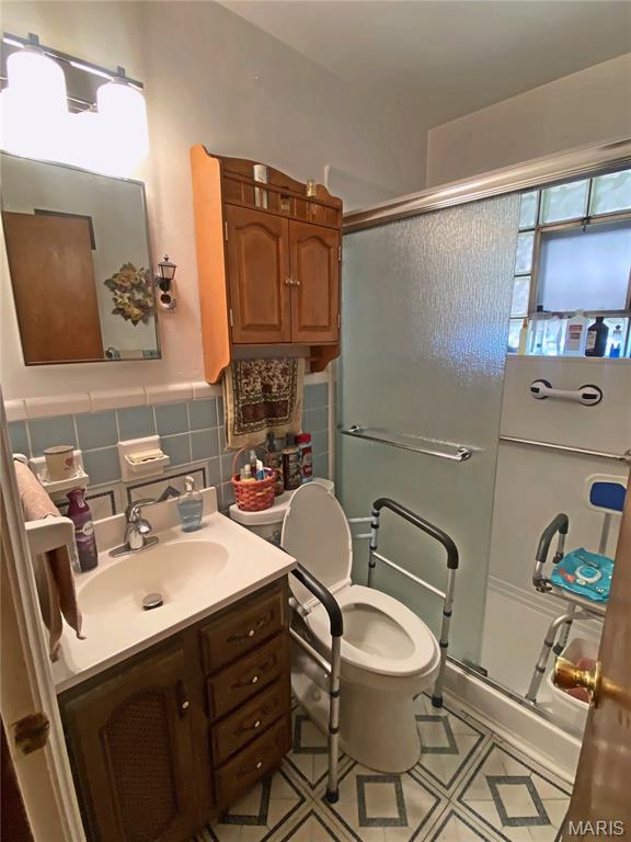 8704 Agate Court