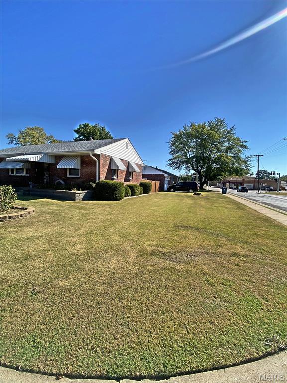 8704 Agate Court