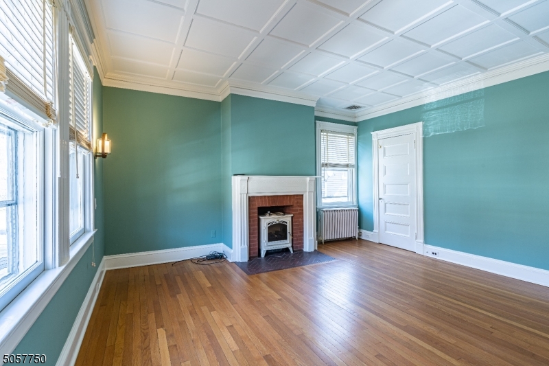 12 Wetmore Ave 1