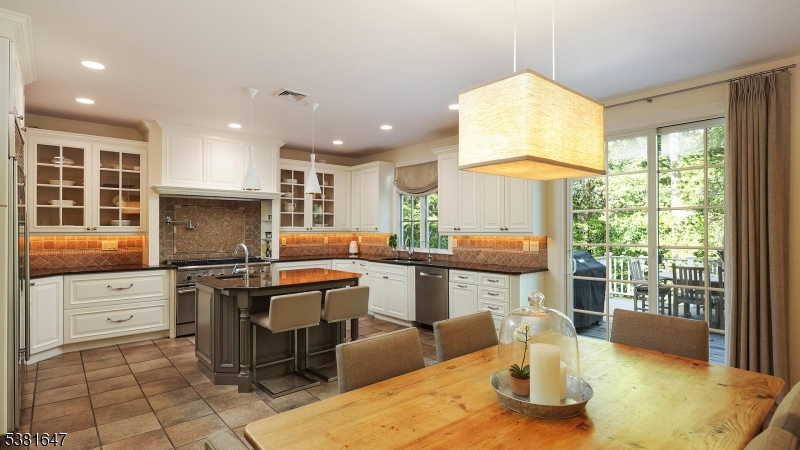 118-2 Dryden Rd