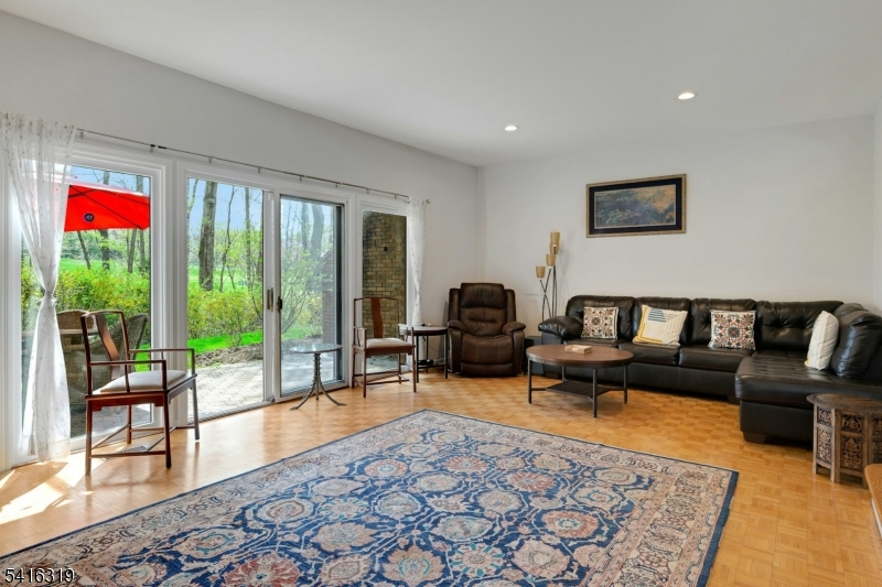 21 Shelley Pl