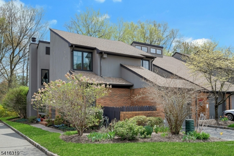 21 Shelley Pl