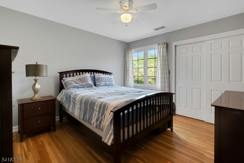 21 Shelley Pl