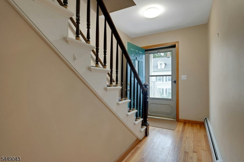 96 Macculloch Ave