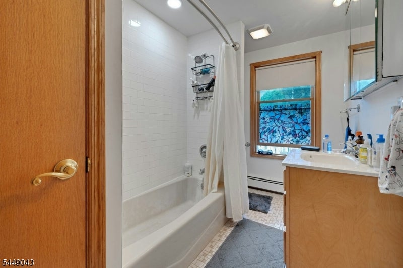 96 Macculloch Ave