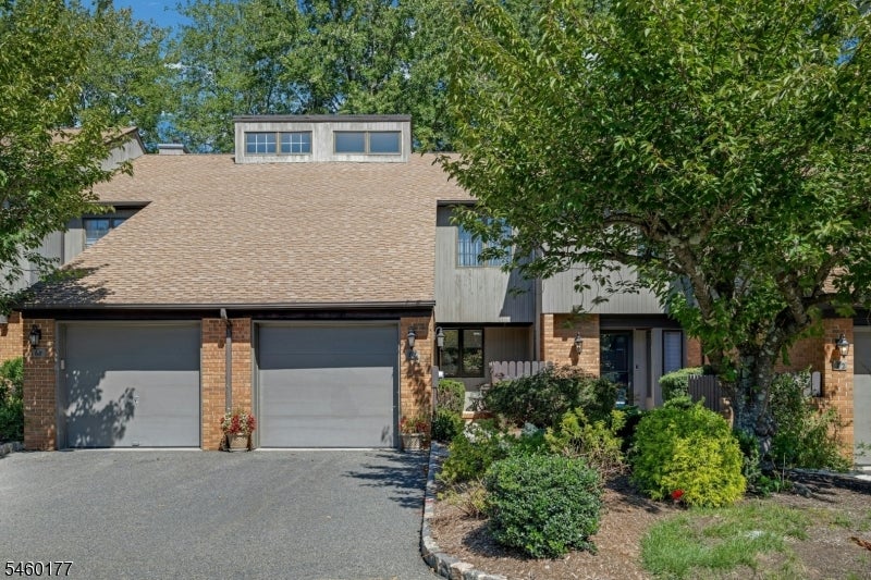 70 Keats Way