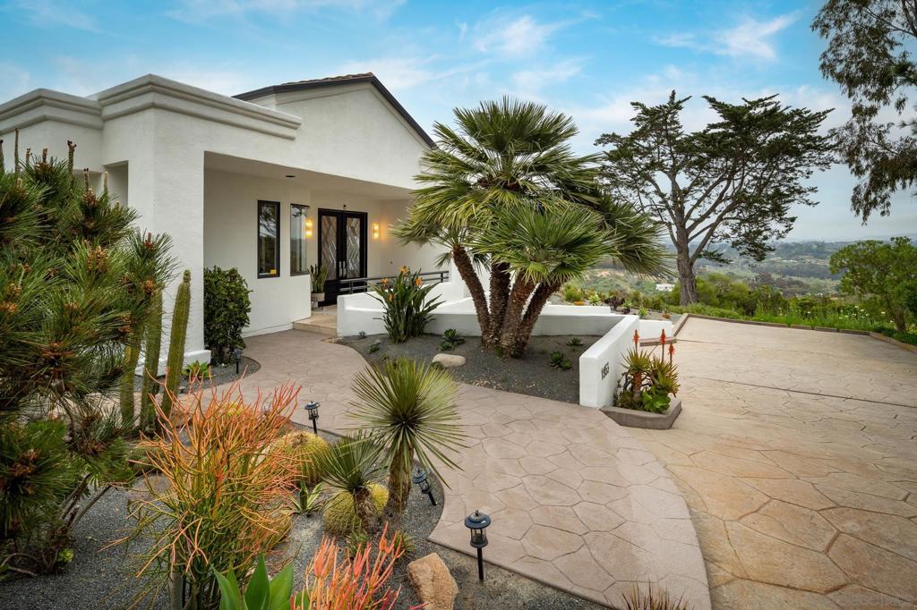 1953 Crest Drive