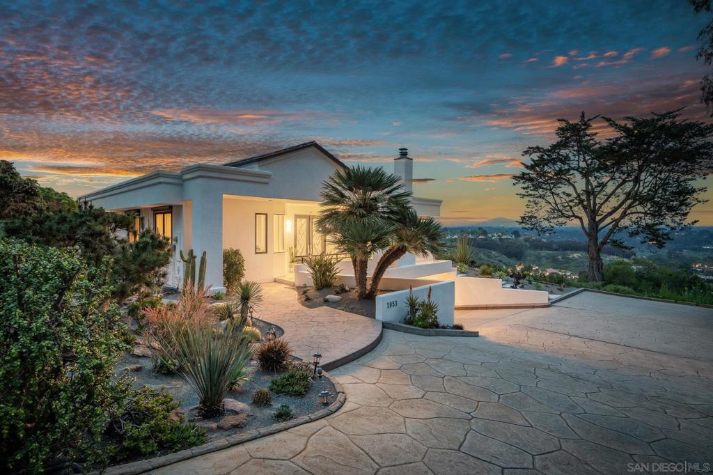 1953 Crest Drive