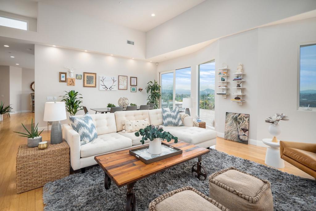 1953 Crest Drive