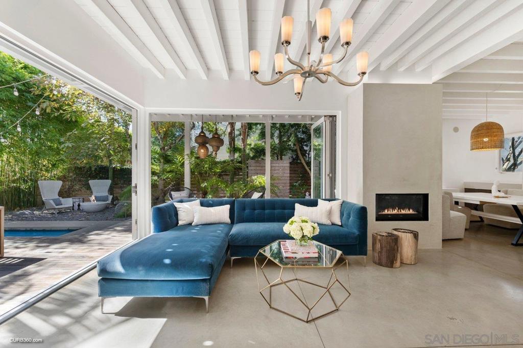 119 Mozart Ave