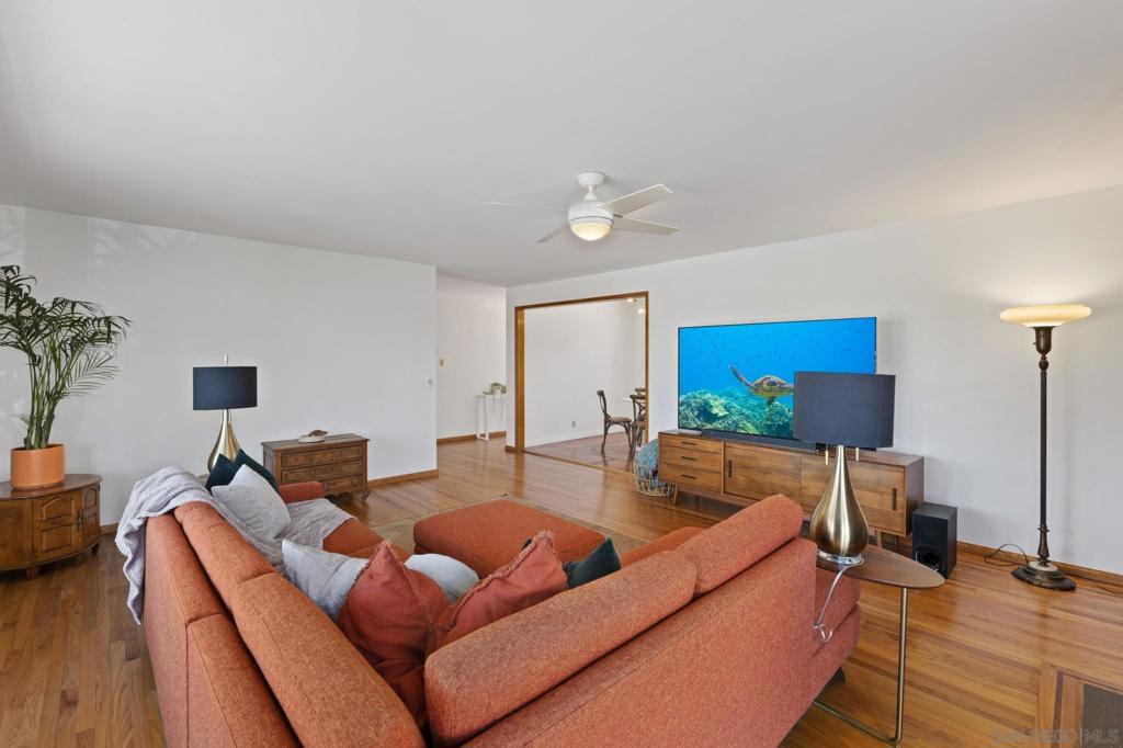 923 Sunset Drive