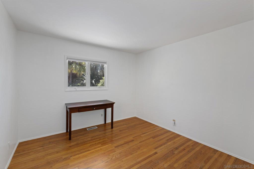 923 Sunset Drive