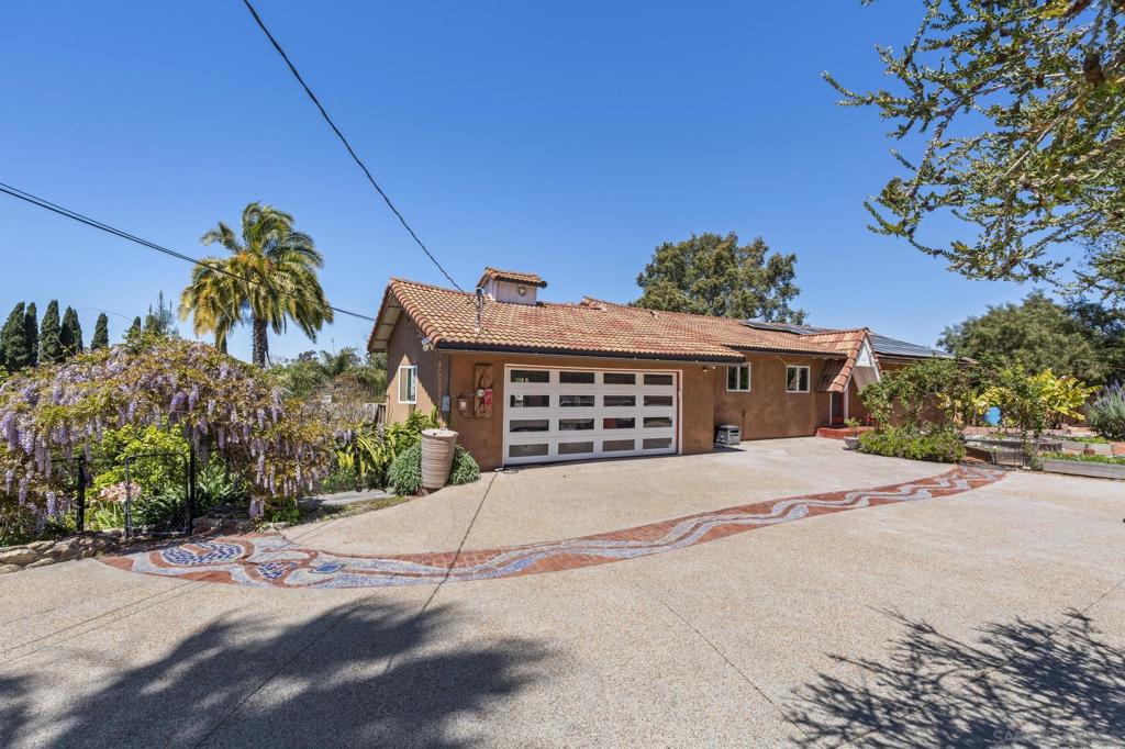 923 Sunset Drive