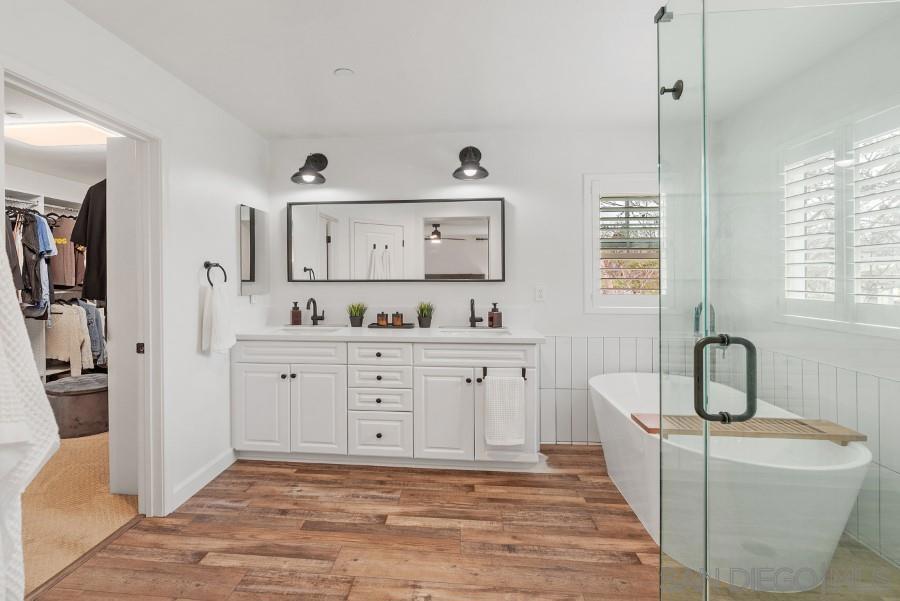 3605 Summit Trail Ct