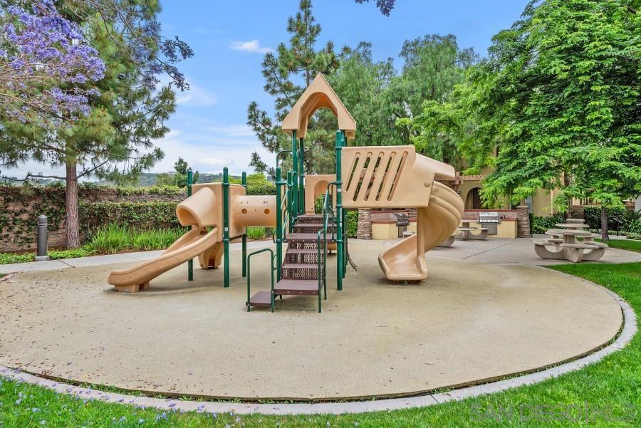 3605 Summit Trail Ct