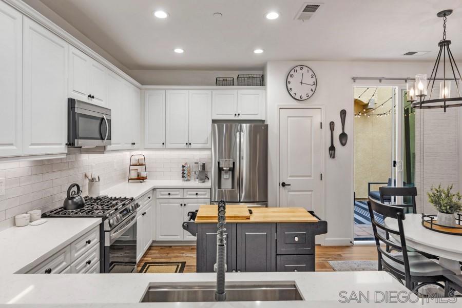 3605 Summit Trail Ct