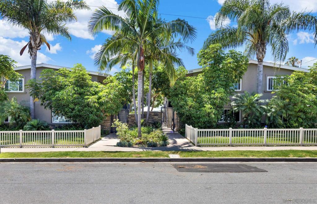 2021 1/2 Oliver Avenue