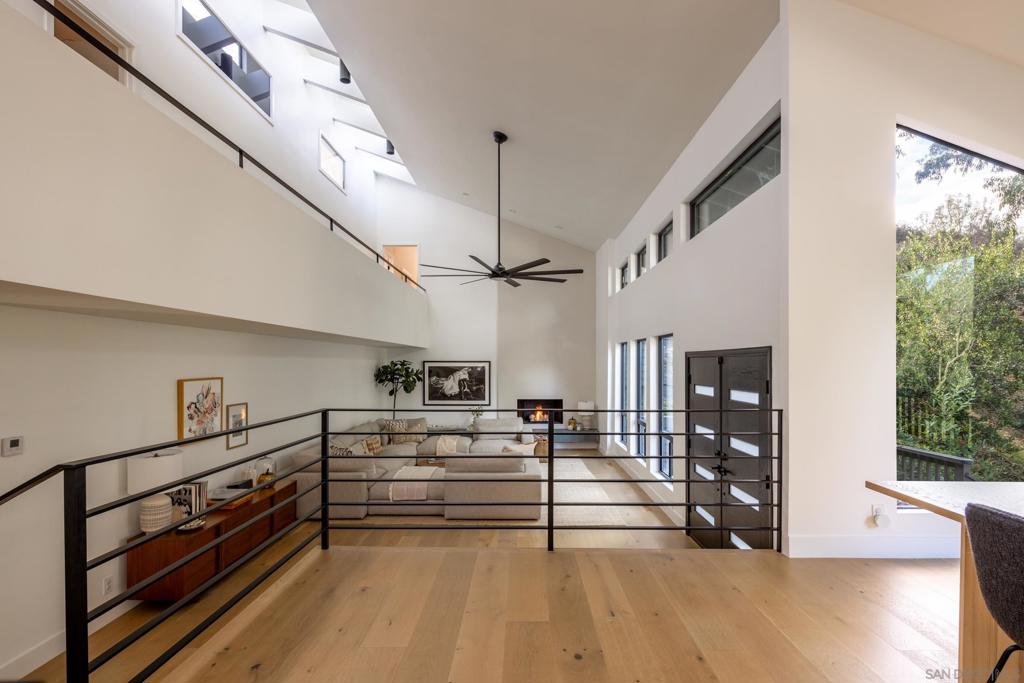 15131 El Camino Real