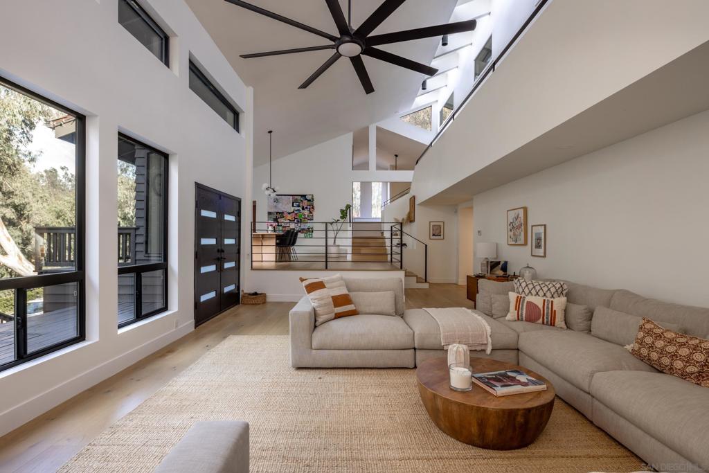 15131 El Camino Real