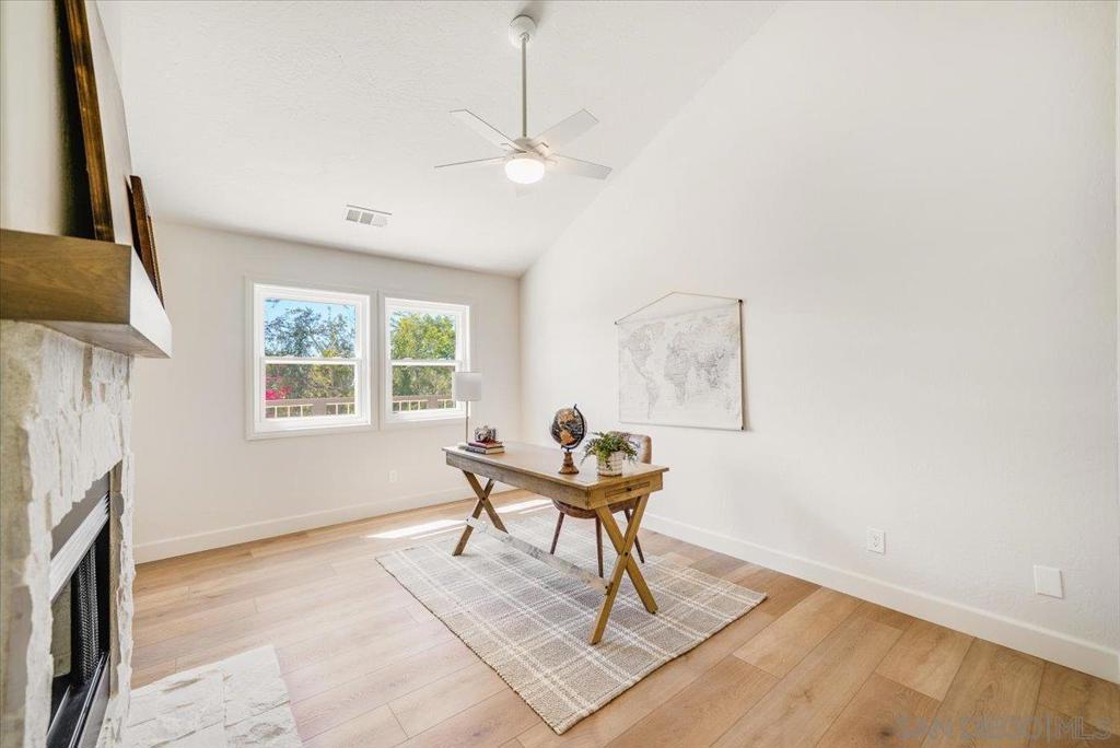 2114 Vista Valle Verde Dr