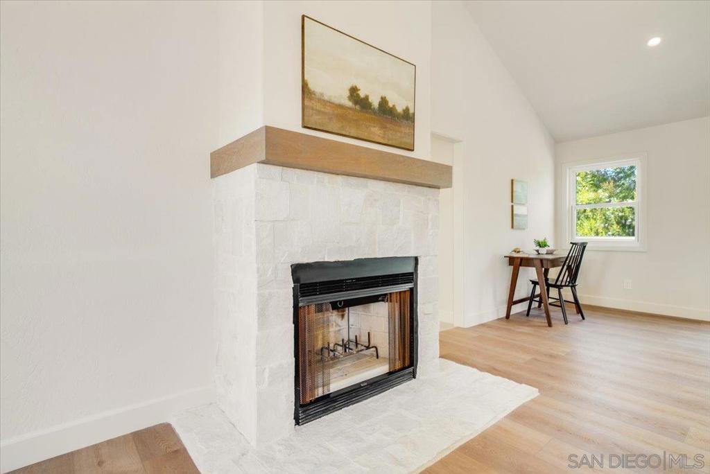 2114 Vista Valle Verde Dr