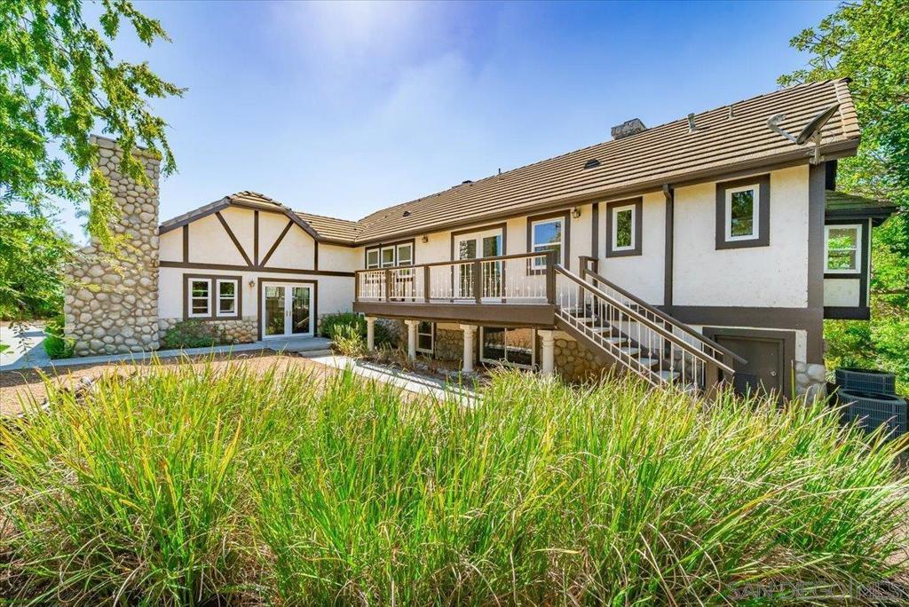 2114 Vista Valle Verde Dr