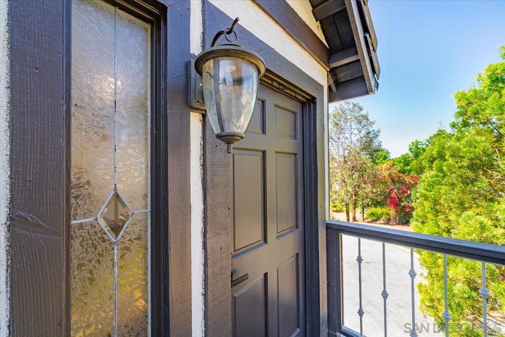 2114 Vista Valle Verde Dr