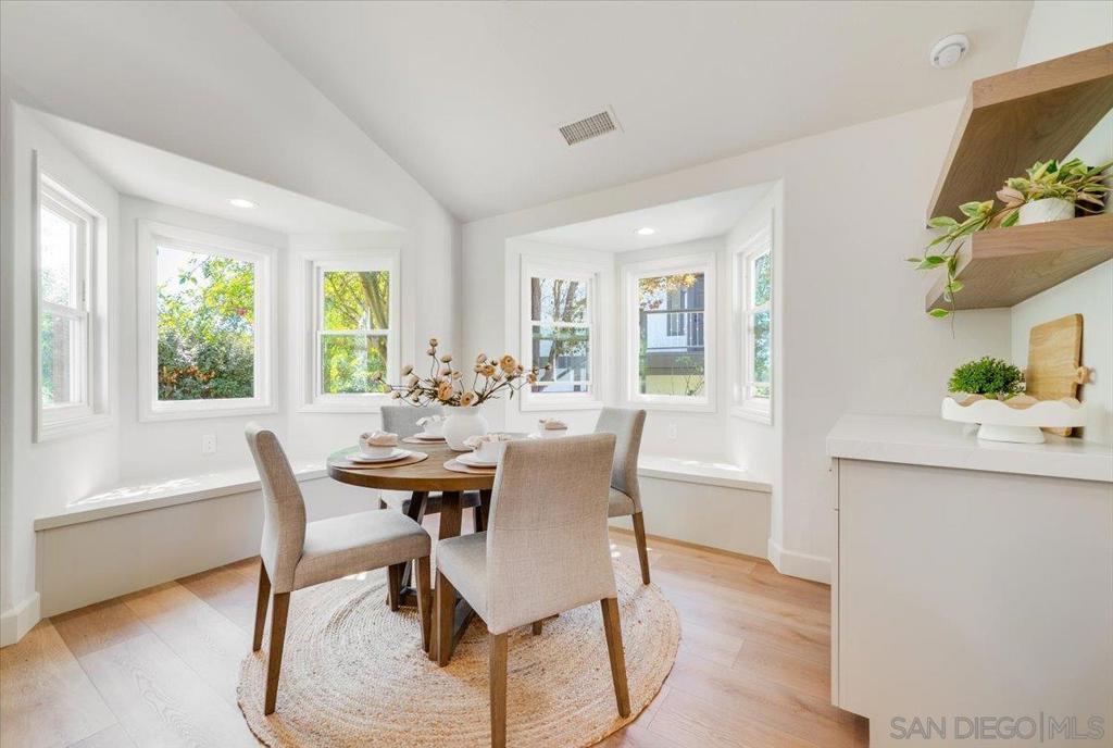 2114 Vista Valle Verde Dr